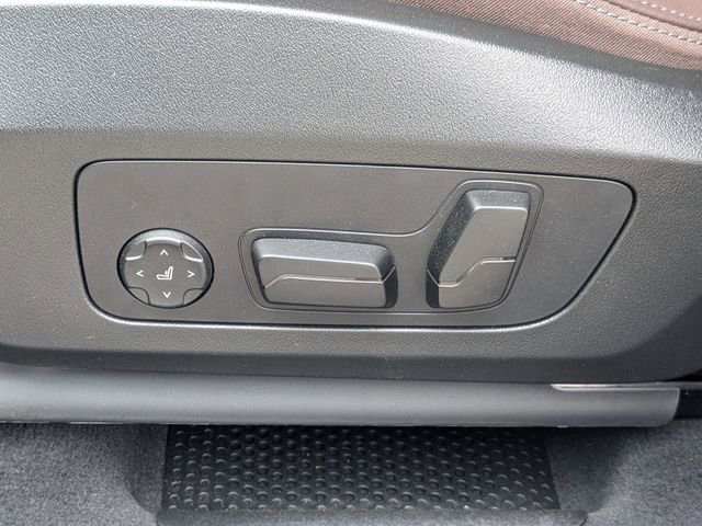 Used 2025 BMW X1 xDrive28i w/ Technology Package image 21