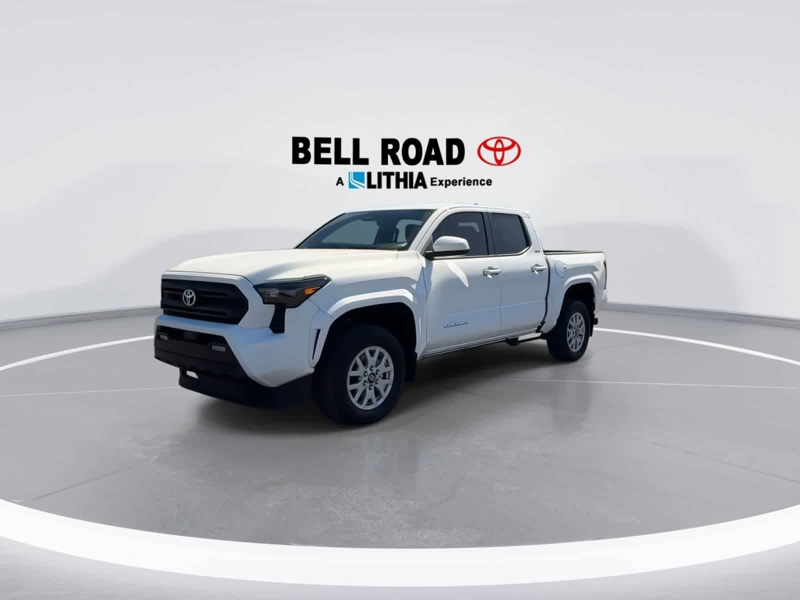 Certified 2024 Toyota Tacoma SR5 AWD/4WD image 4