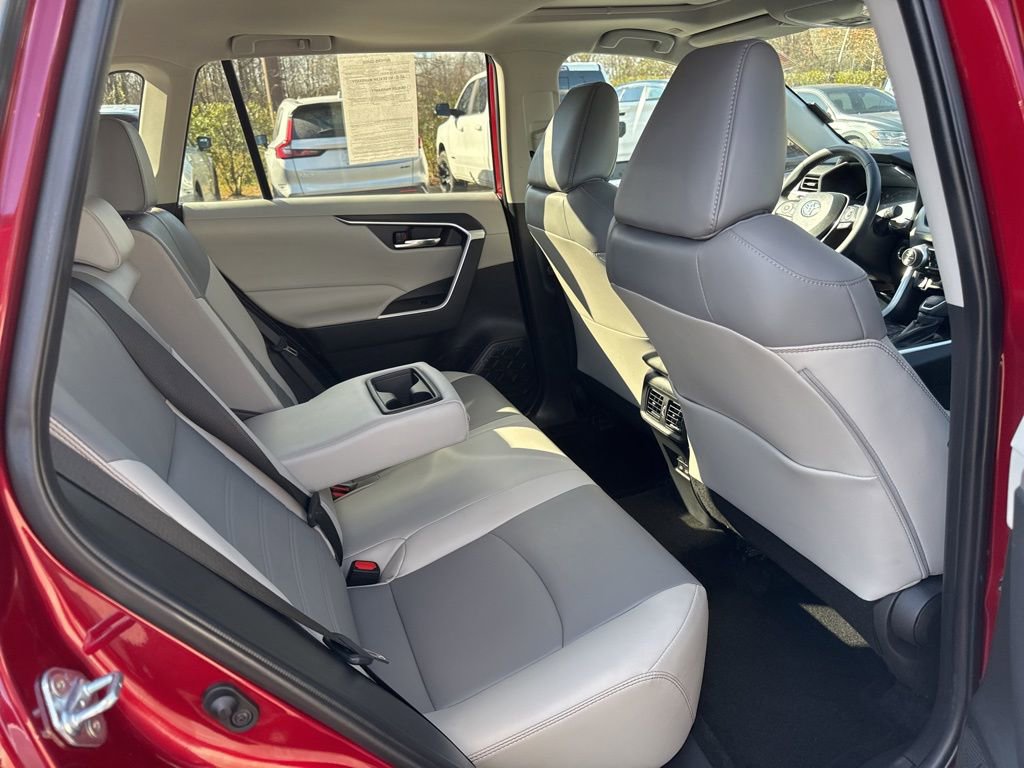 Used 2024 Toyota RAV4 XLE Premium image 14