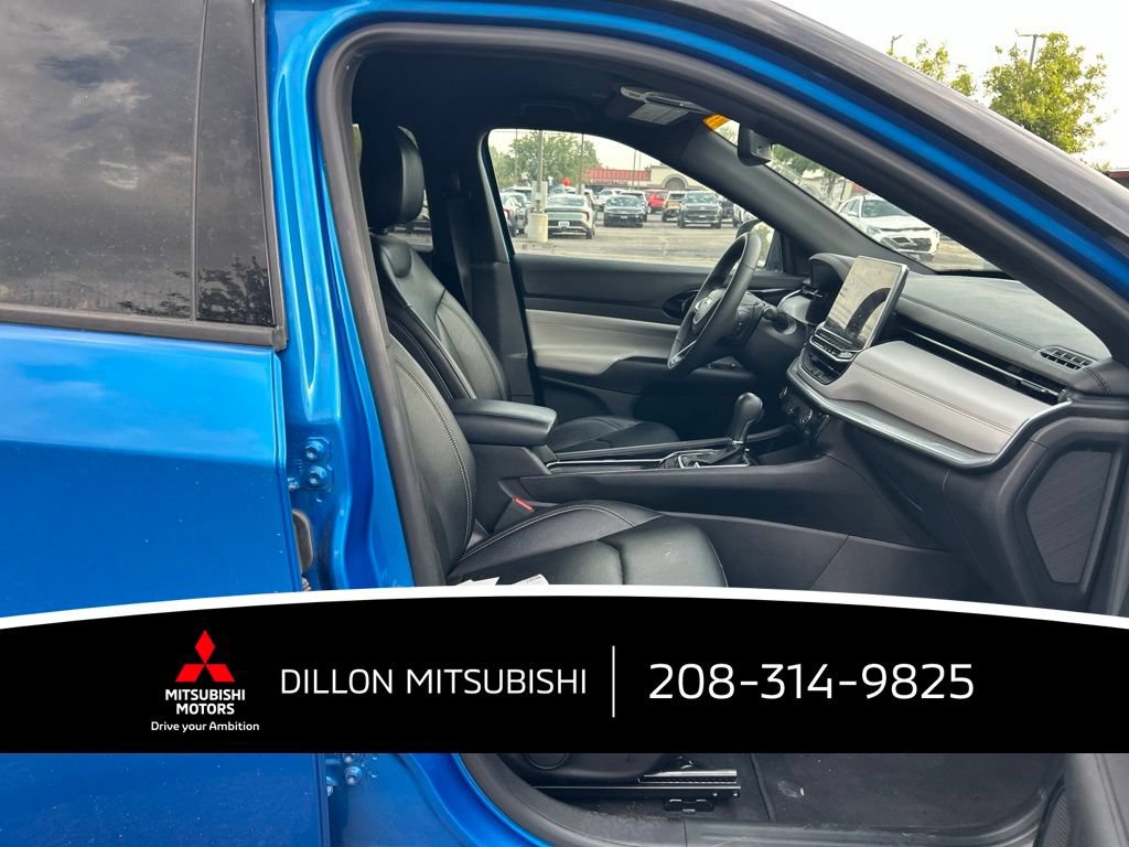 Used 2025 Jeep Compass Limited AWD/4WD image 13