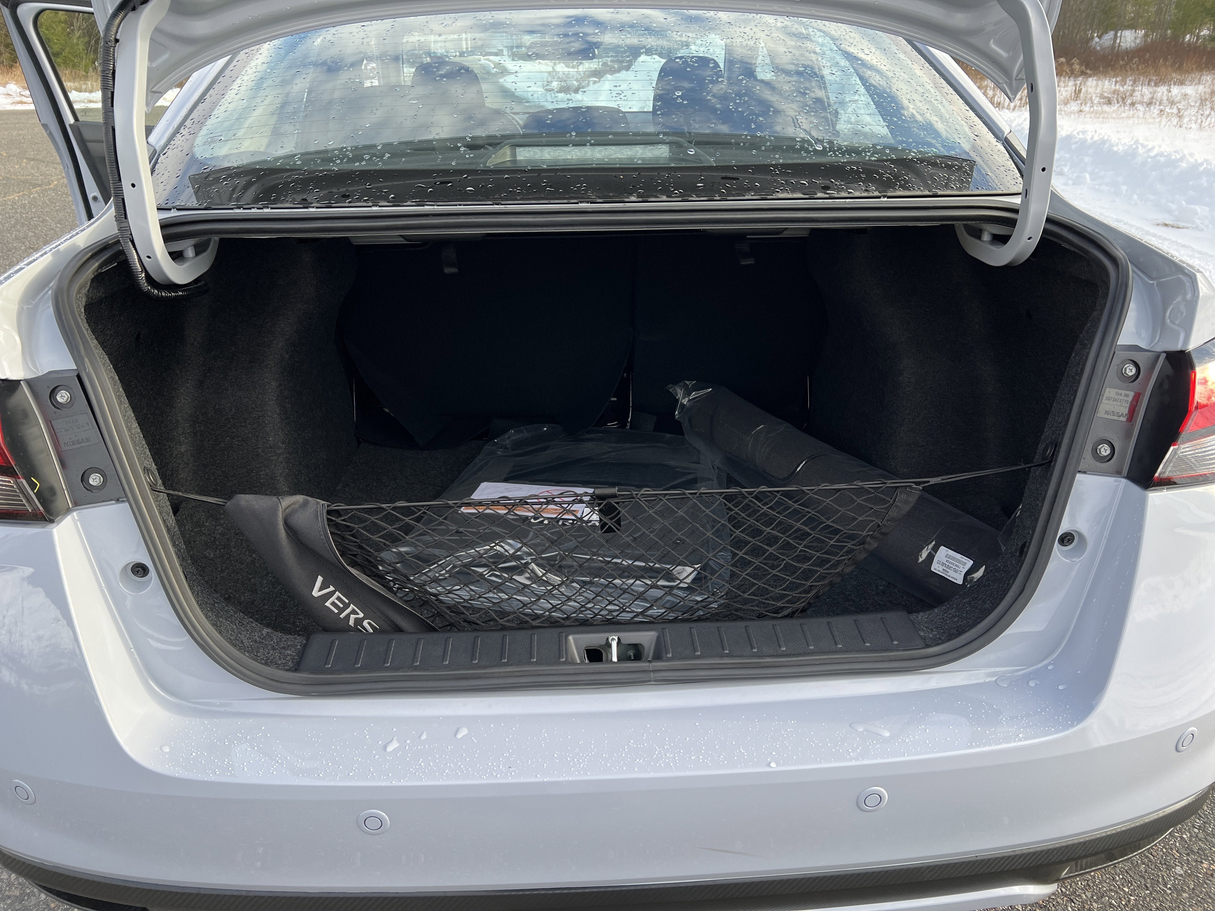 New 2025 Nissan Versa SV w/ Trunk Package FWD image 16