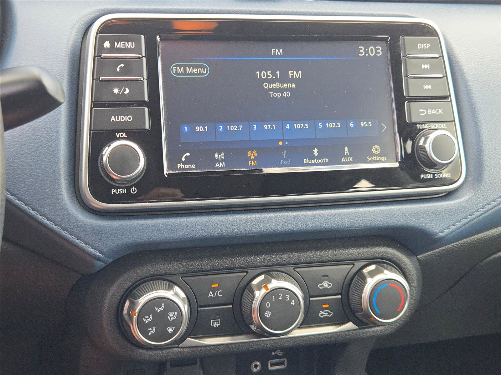 Used 2025 Nissan Versa SV FWD image 26