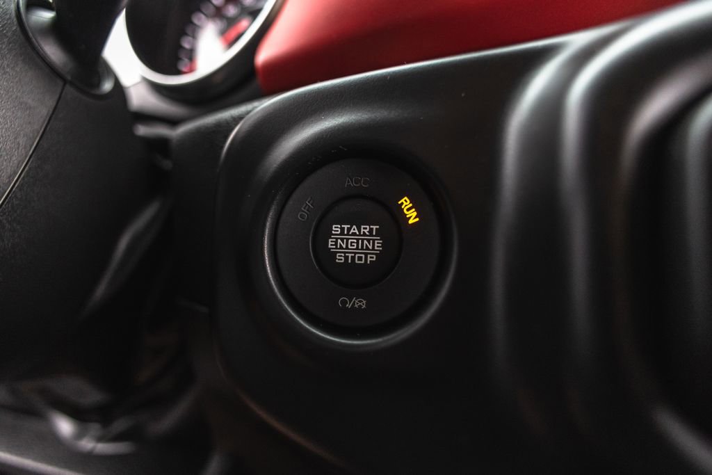 Used 2022 Jeep Wrangler Unlimited Rubicon w/ LED Lighting Group image 17