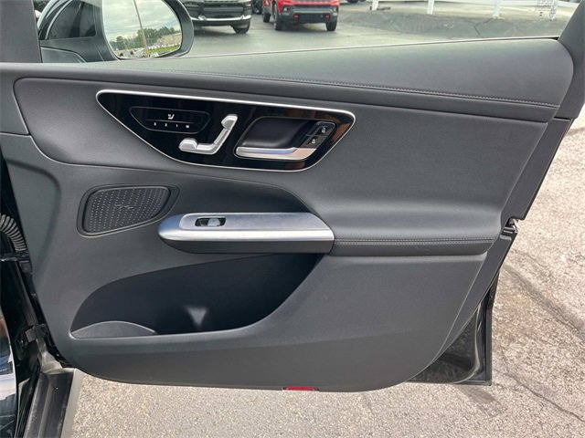 Used 2024 Mercedes-Benz GLC 300 image 24