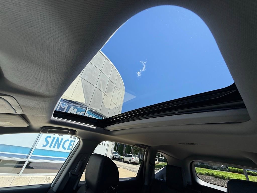 Used 2017 Honda CR-V EX-L image 27