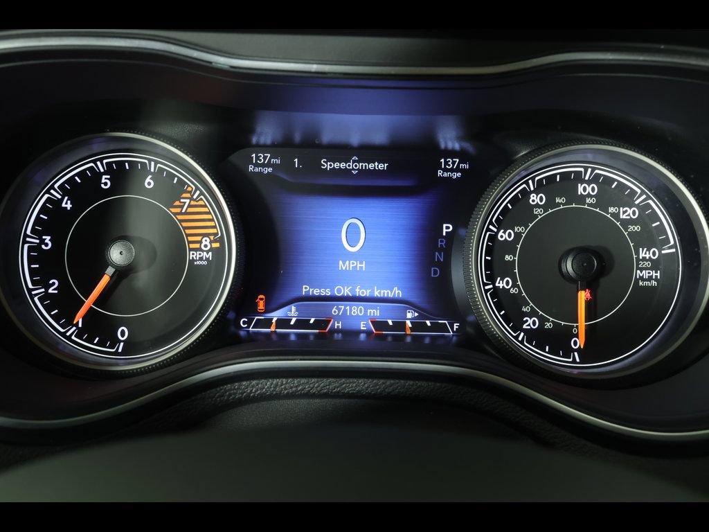 Used 2022 Jeep Cherokee Latitude Lux AWD/4WD image 24