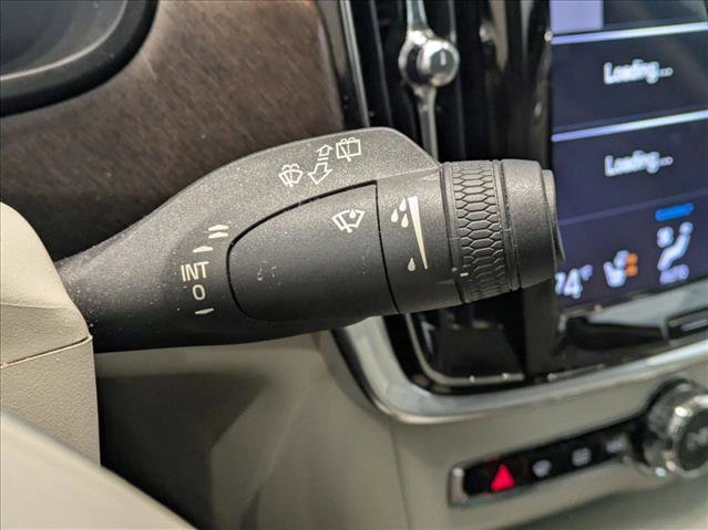 Used 2018 Volvo V90 T6 Cross Country w/ Convenience Package image 13