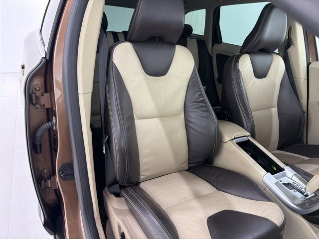 Used 2010 Volvo XC60 T6 AWD/4WD image 19