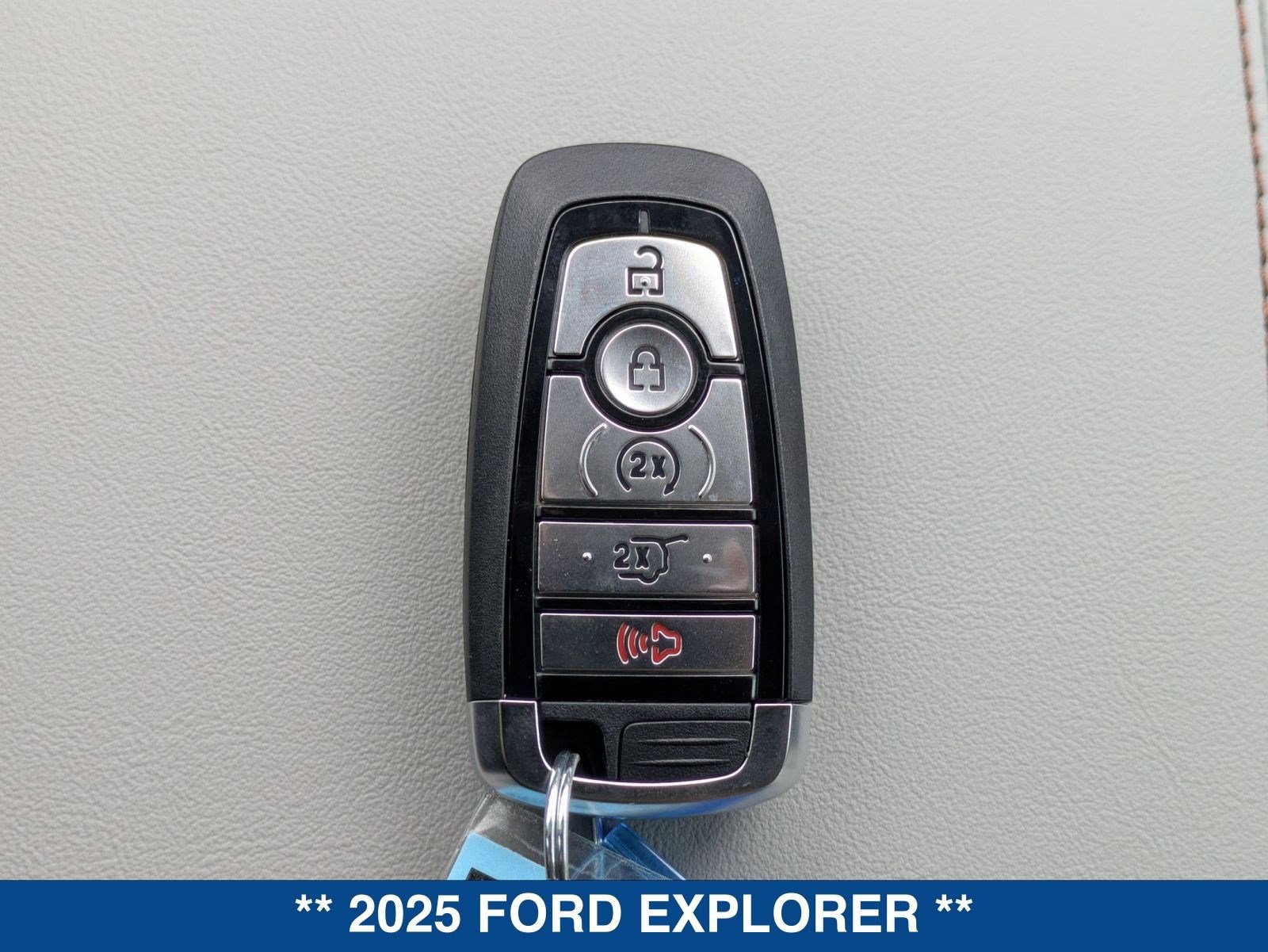 New 2025 Ford Explorer Active w/ Active Comfort Package image 37