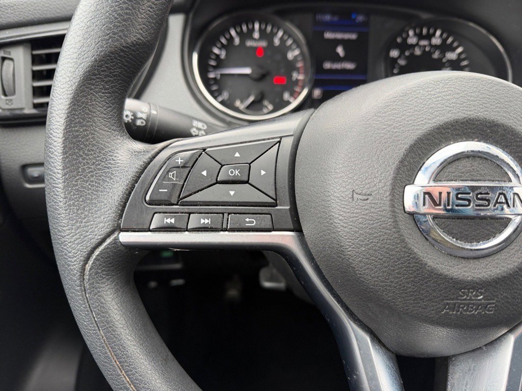 Used 2019 Nissan Rogue Sport S image 20