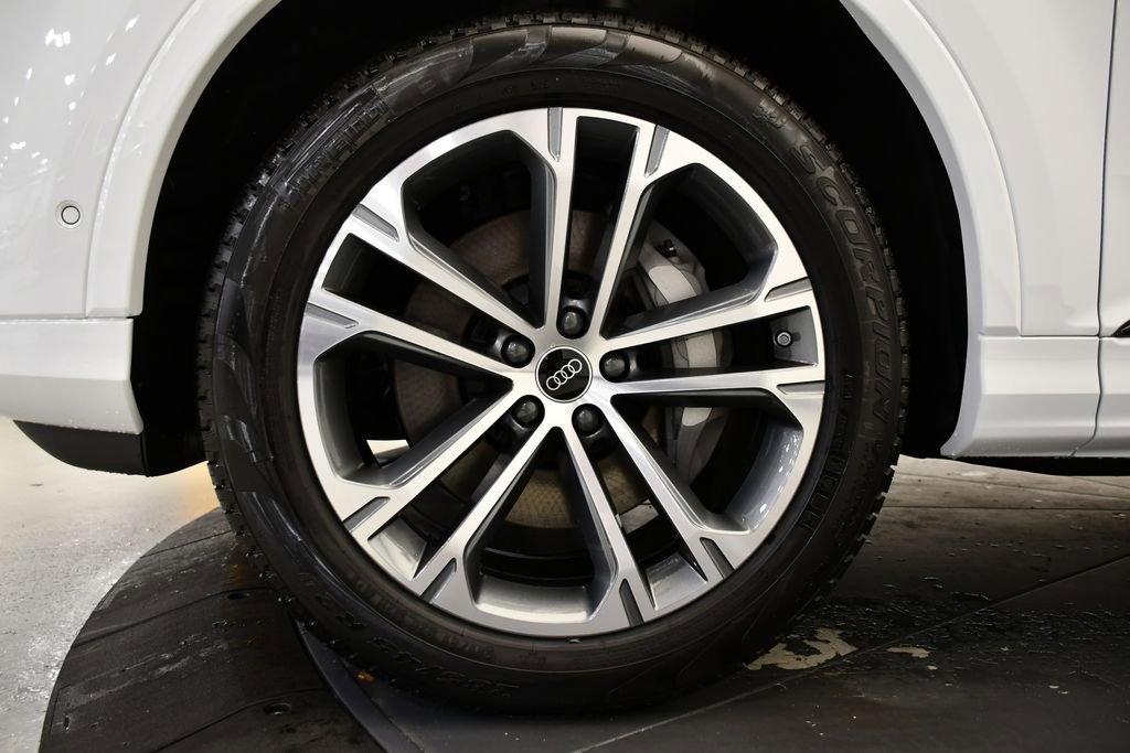 New 2026 Audi Q7 2.0T Premium Plus image 13