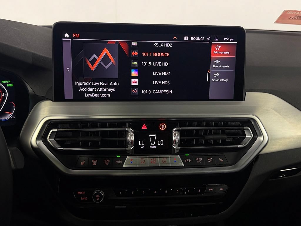 Used 2025 BMW X4 xDrive30i AWD/4WD image 23