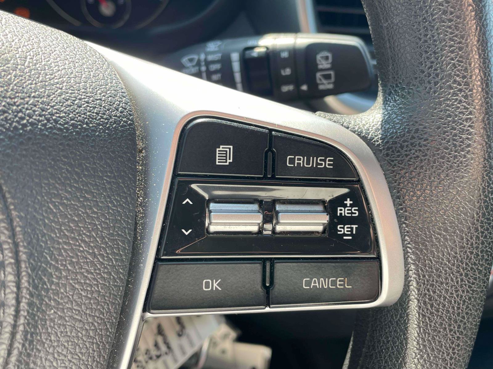 Used 2020 Kia Sorento LX FWD image 15