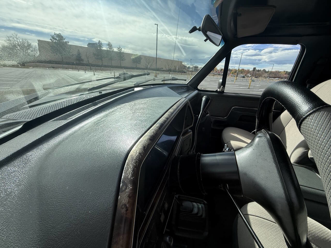 Used 1990 Ford Bronco image 16