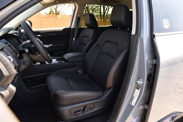 New 2026 Nissan Pathfinder Platinum image 25