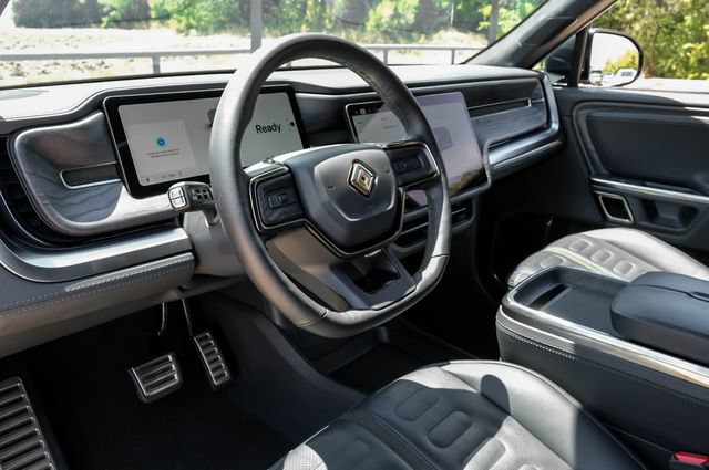 Used 2023 Rivian R1S Adventure AWD/4WD image 3