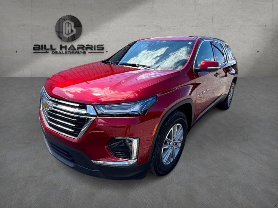Used 2023 Chevrolet Traverse LT