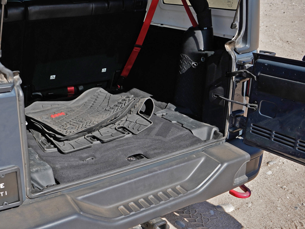 Used 2017 Jeep Wrangler Unlimited Rubicon image 12