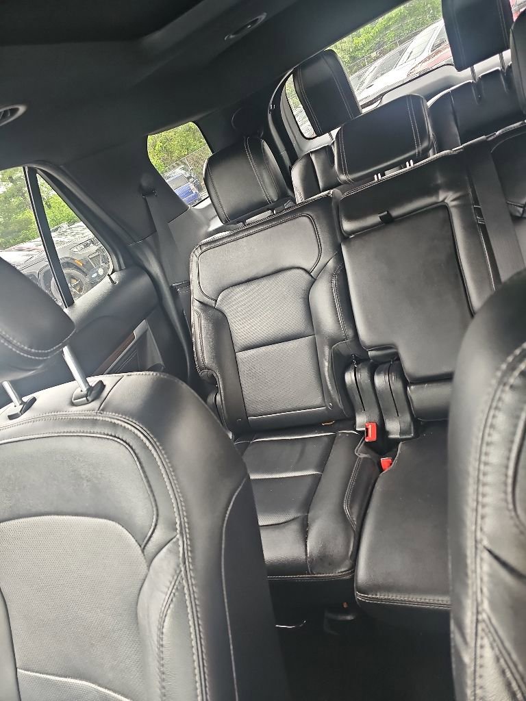Used 2018 Ford Explorer Limited AWD/4WD image 10