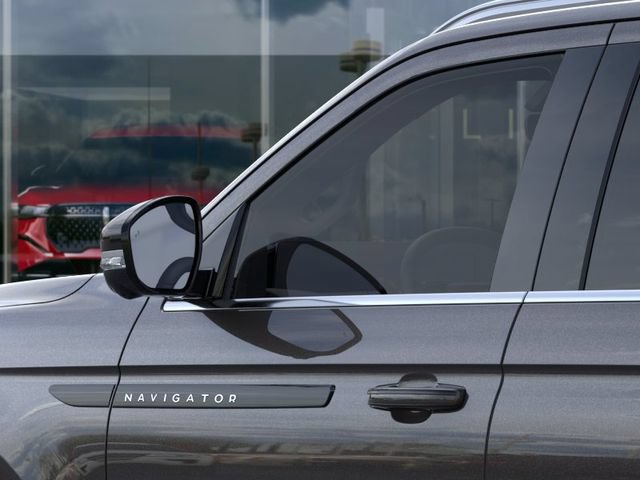 New 2026 Lincoln Navigator L Black Label AWD/4WD image 20