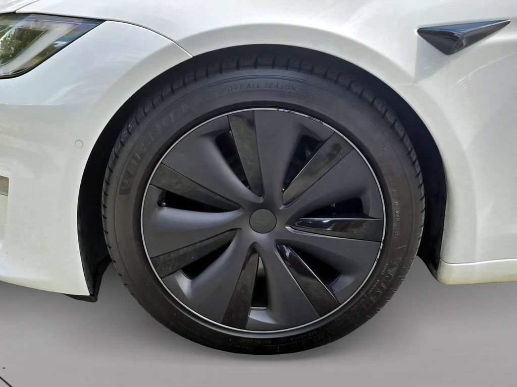 Used 2022 Tesla Model S Plaid AWD/4WD image 8