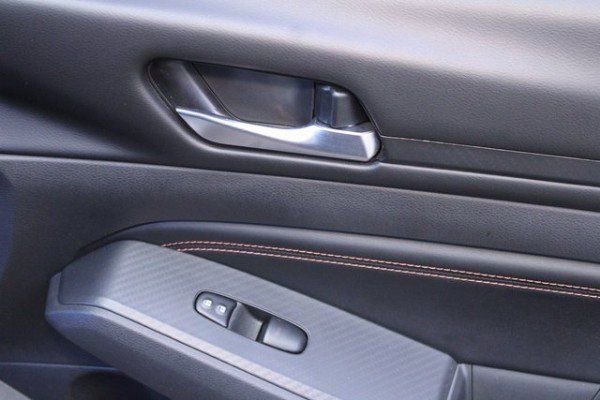 Used 2021 Nissan Altima 2.5 SR image 9