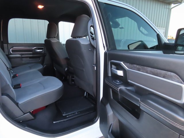 Used 2024 RAM 3500 Big Horn image 28