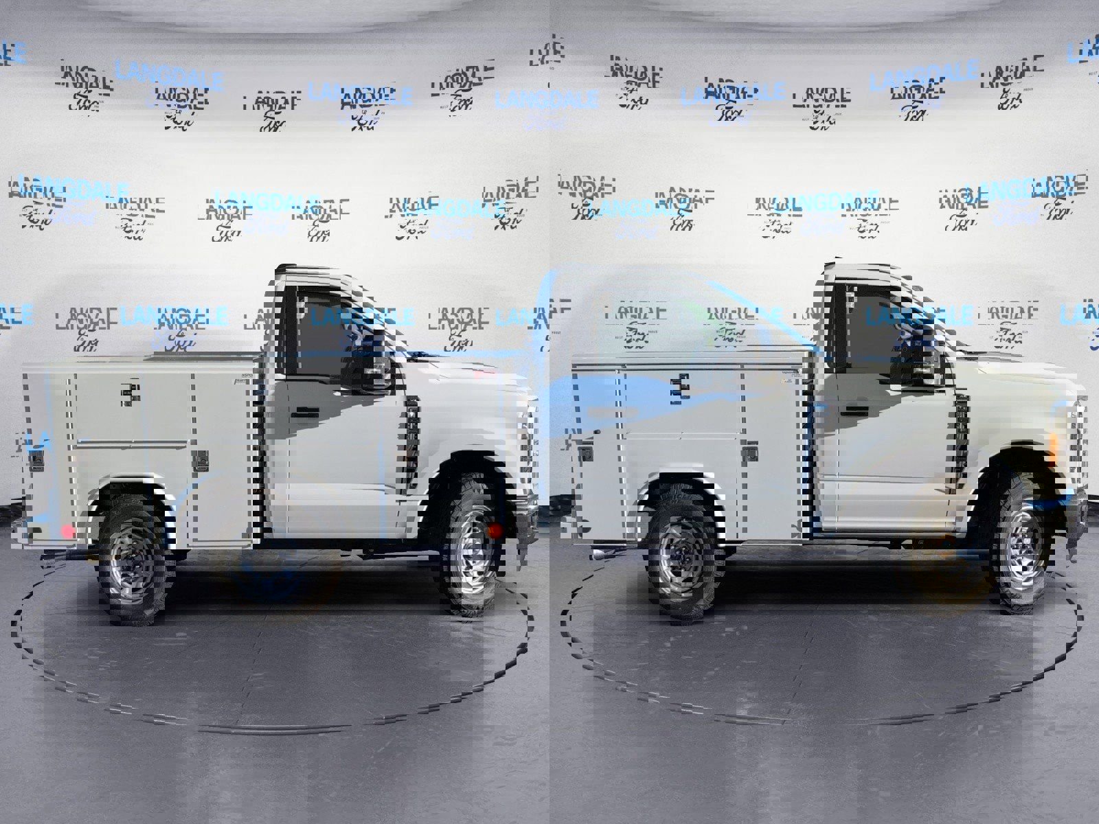 New 2026 Ford F250 XL w/ XL Chrome Package video 3