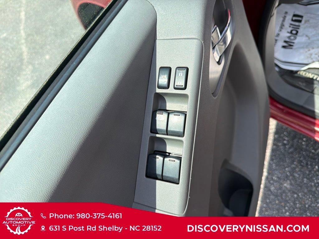 Certified 2021 Nissan Frontier SV image 11