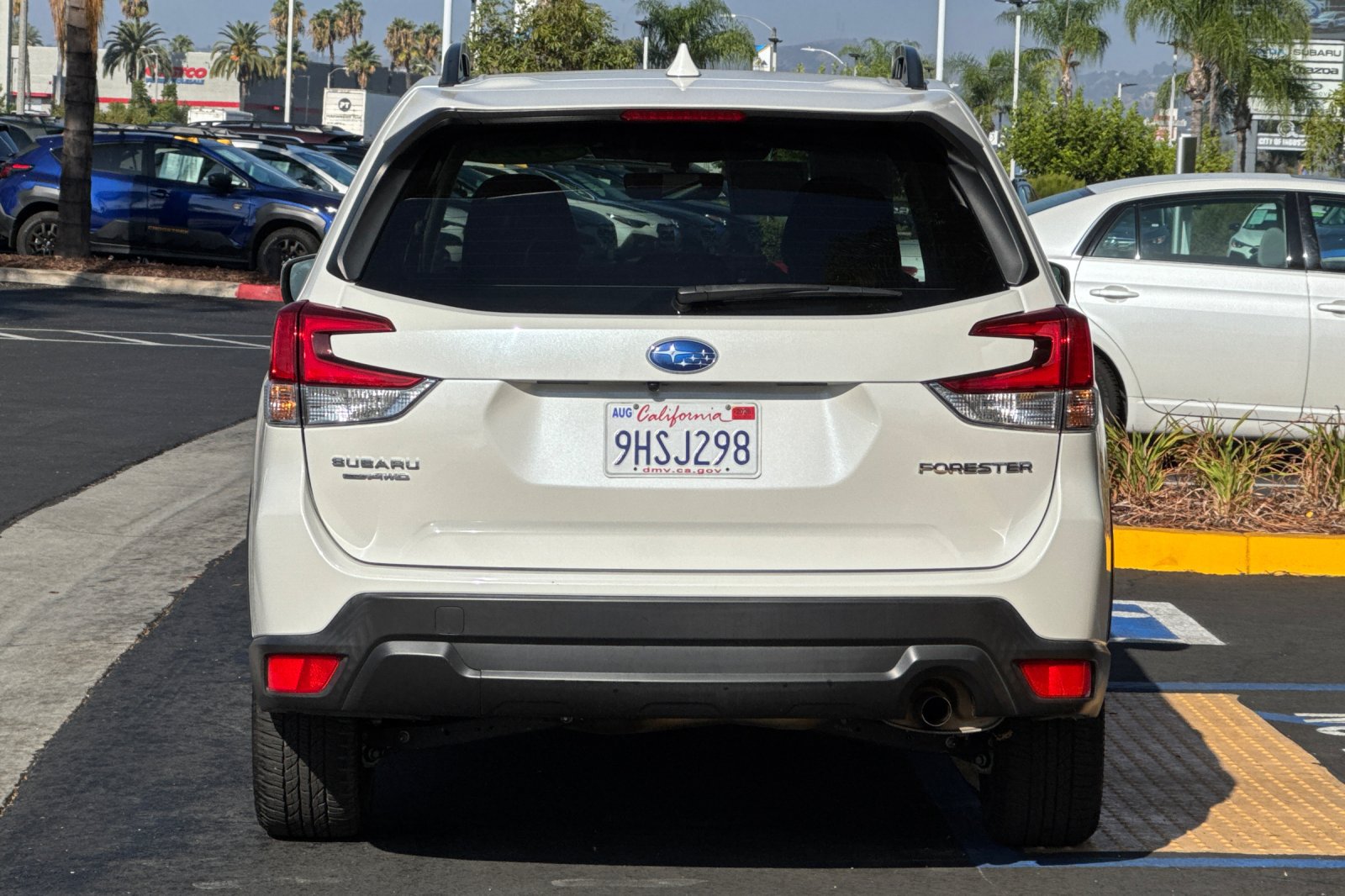 Certified 2023 Subaru Forester Premium AWD/4WD image 5