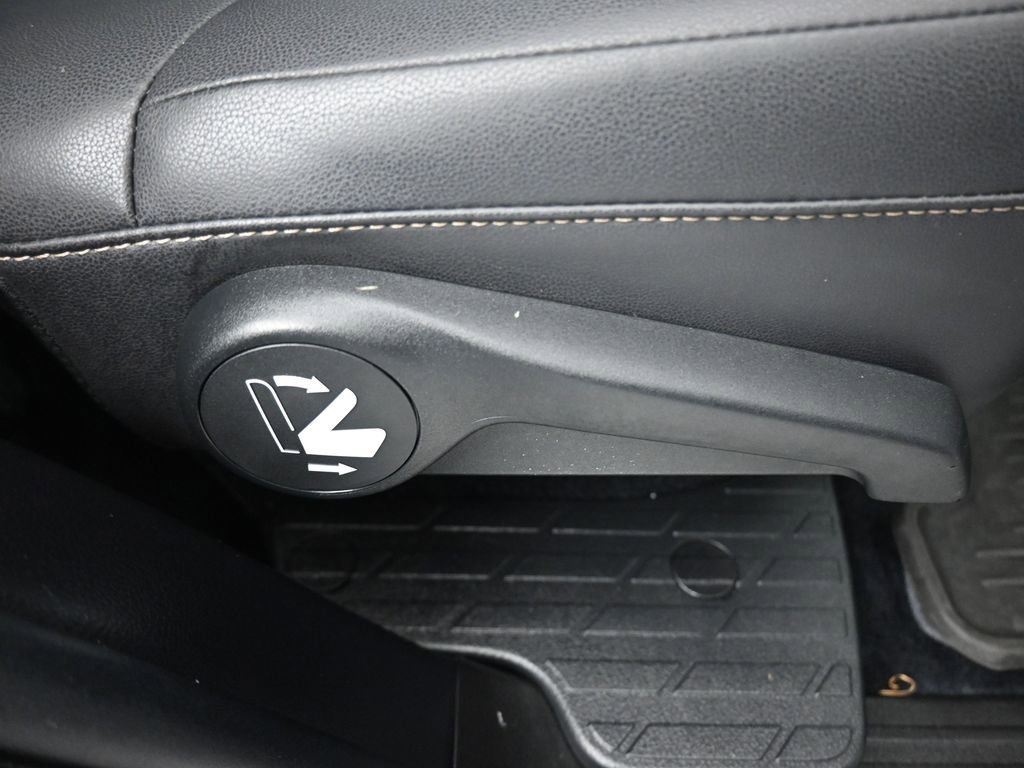 Used 2016 Lexus GX 460 w/ Navigation Package image 44