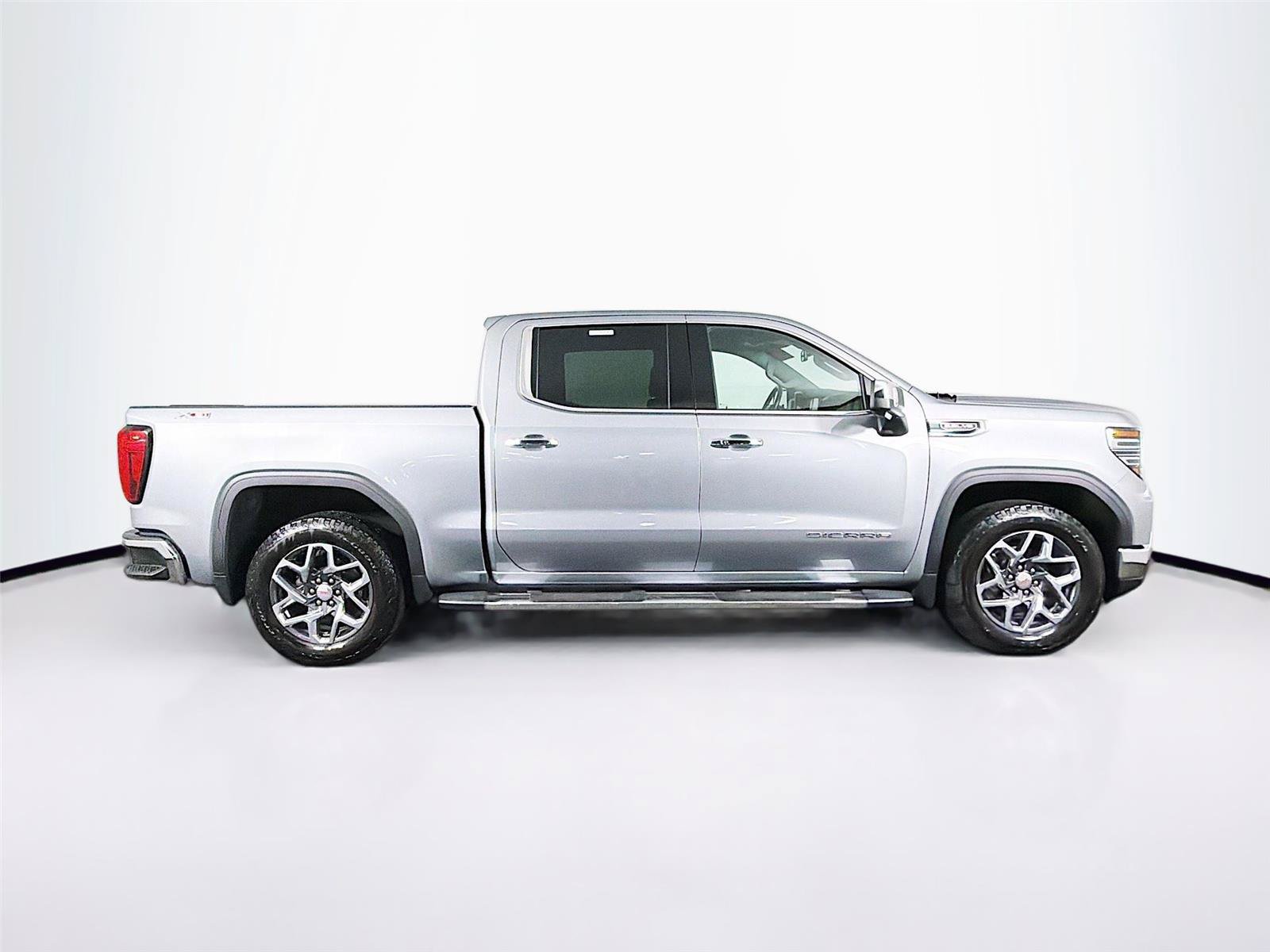 Used 2024 GMC Sierra 1500 SLT w/ SLT Premium Plus Package AWD/4WD image 12