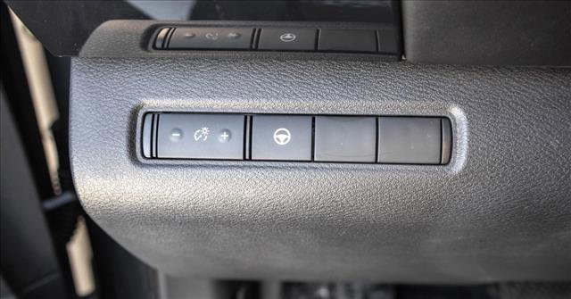 Used 2022 Nissan Pathfinder SV image 14