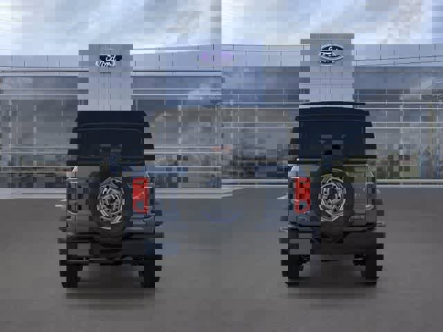 New 2025 Ford Bronco 4-Door image 5