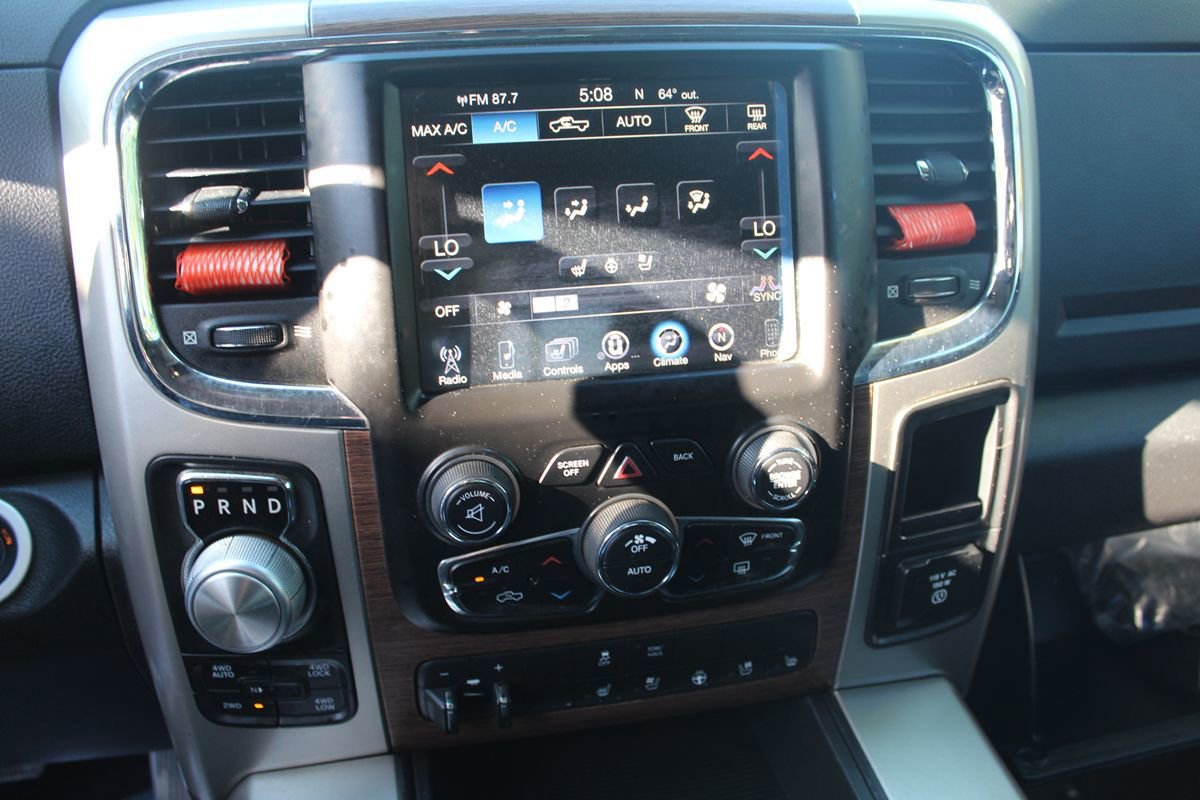 Used 2014 RAM 1500 Laramie w/ Convenience Group image 28