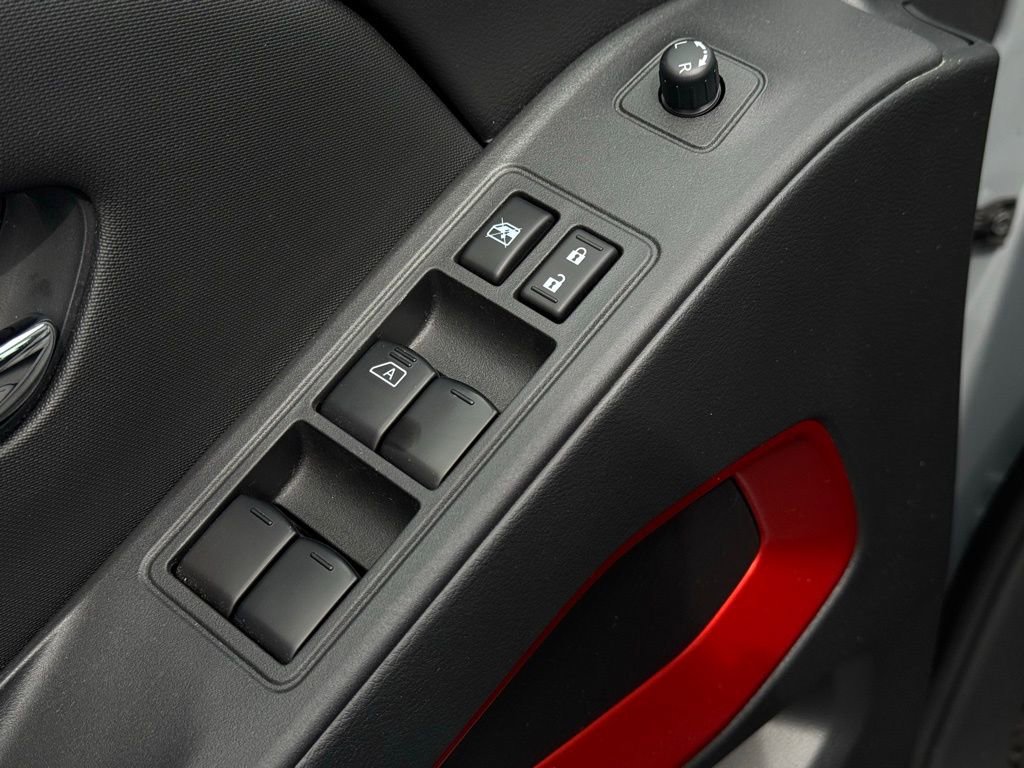 Used 2023 Nissan Frontier Pro-X w/ Pro-X Premium Package image 13