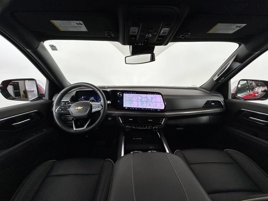 Used 2025 Chevrolet Suburban Premier w/ Sun And Tow Package AWD/4WD image 13