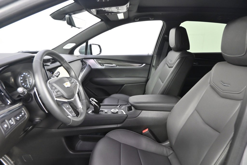 New 2025 Cadillac XT5 Sportv w/ Technology Package image 13