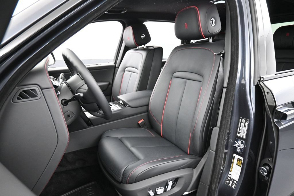 Certified 2024 Rolls-Royce Cullinan Black Badge AWD/4WD image 5
