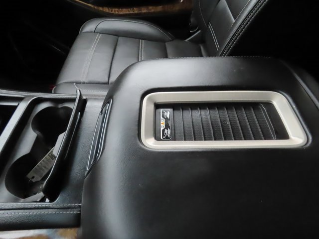 Used 2015 GMC Yukon XL Denali w/ Enhanced Security Package image 39