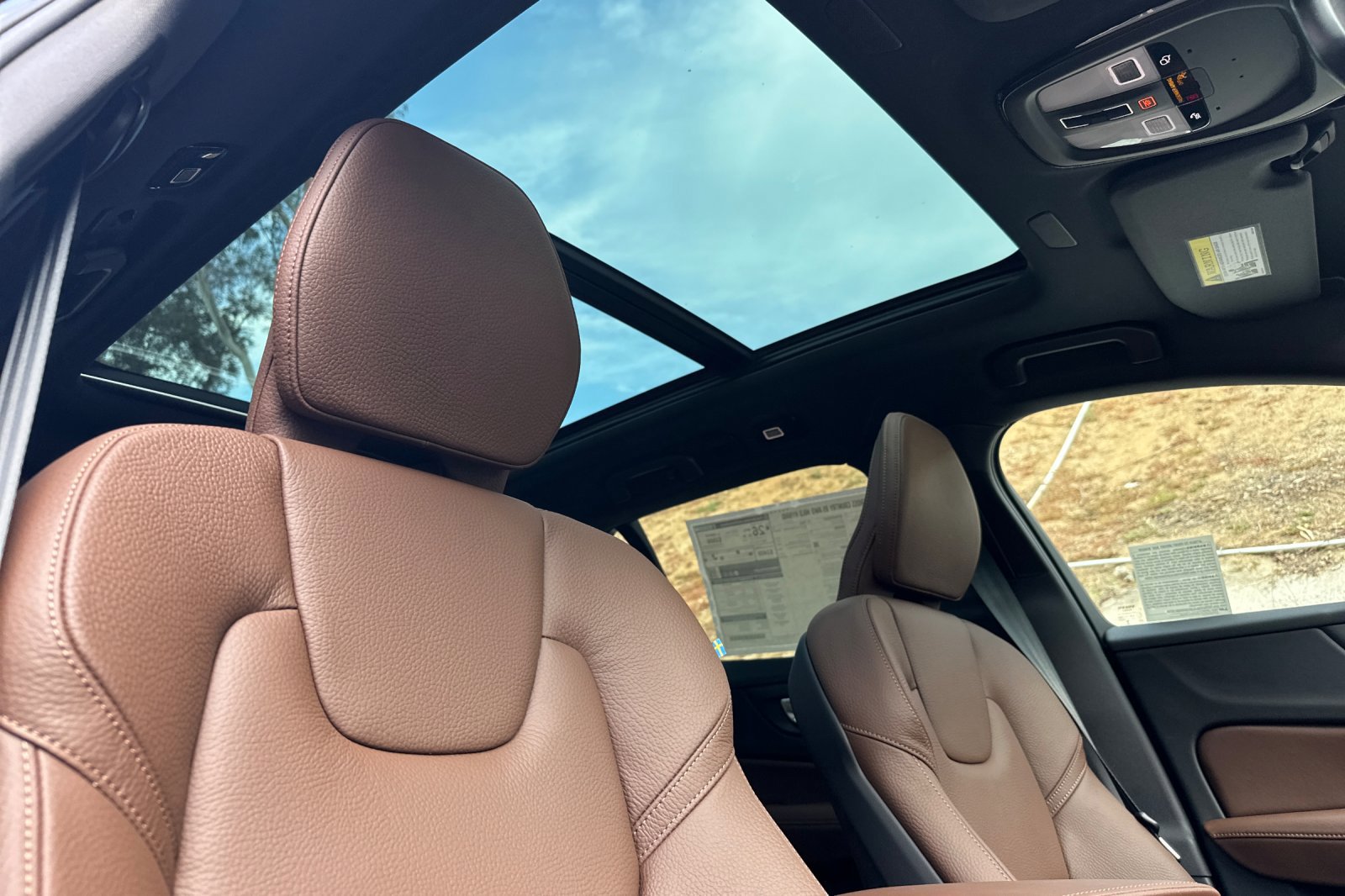 New 2026 Volvo V60 B5 Cross Country Plus w/ Climate Package image 14