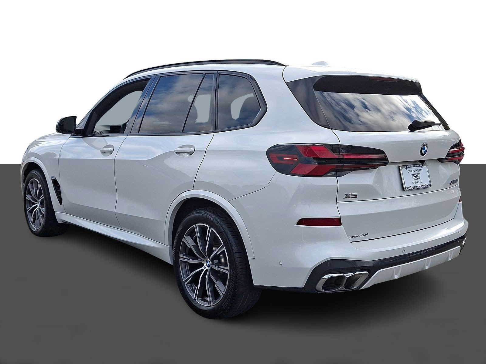 Used 2026 BMW X5 M60i AWD/4WD image 4