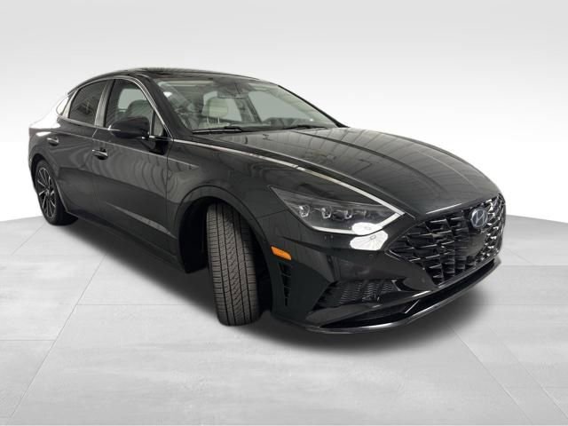 Used 2020 Hyundai Sonata Limited FWD image 4