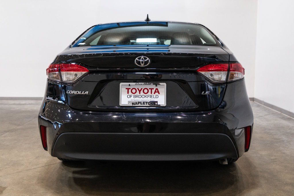 Used 2024 Toyota Corolla LE FWD image 8