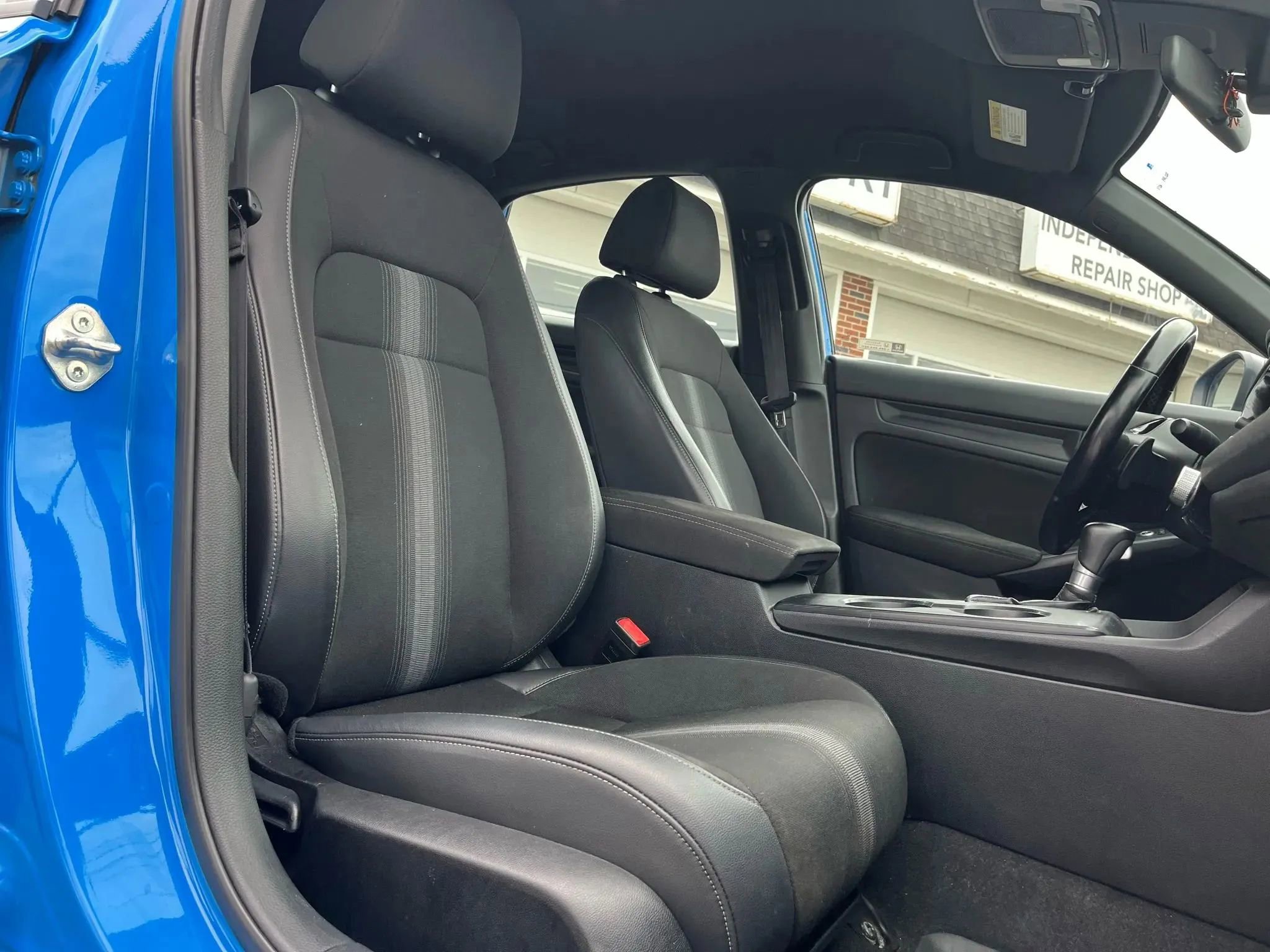 Used 2022 Honda Civic Sport image 14