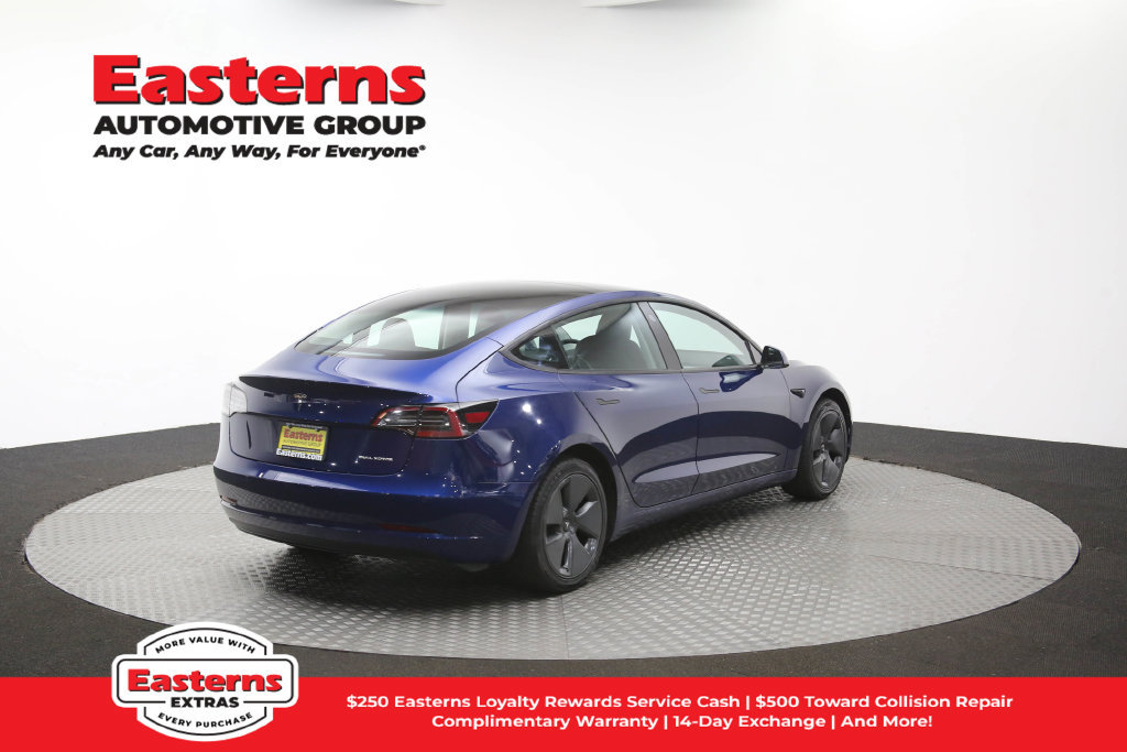 Used 2022 Tesla Model 3 Long Range AWD/4WD image 36