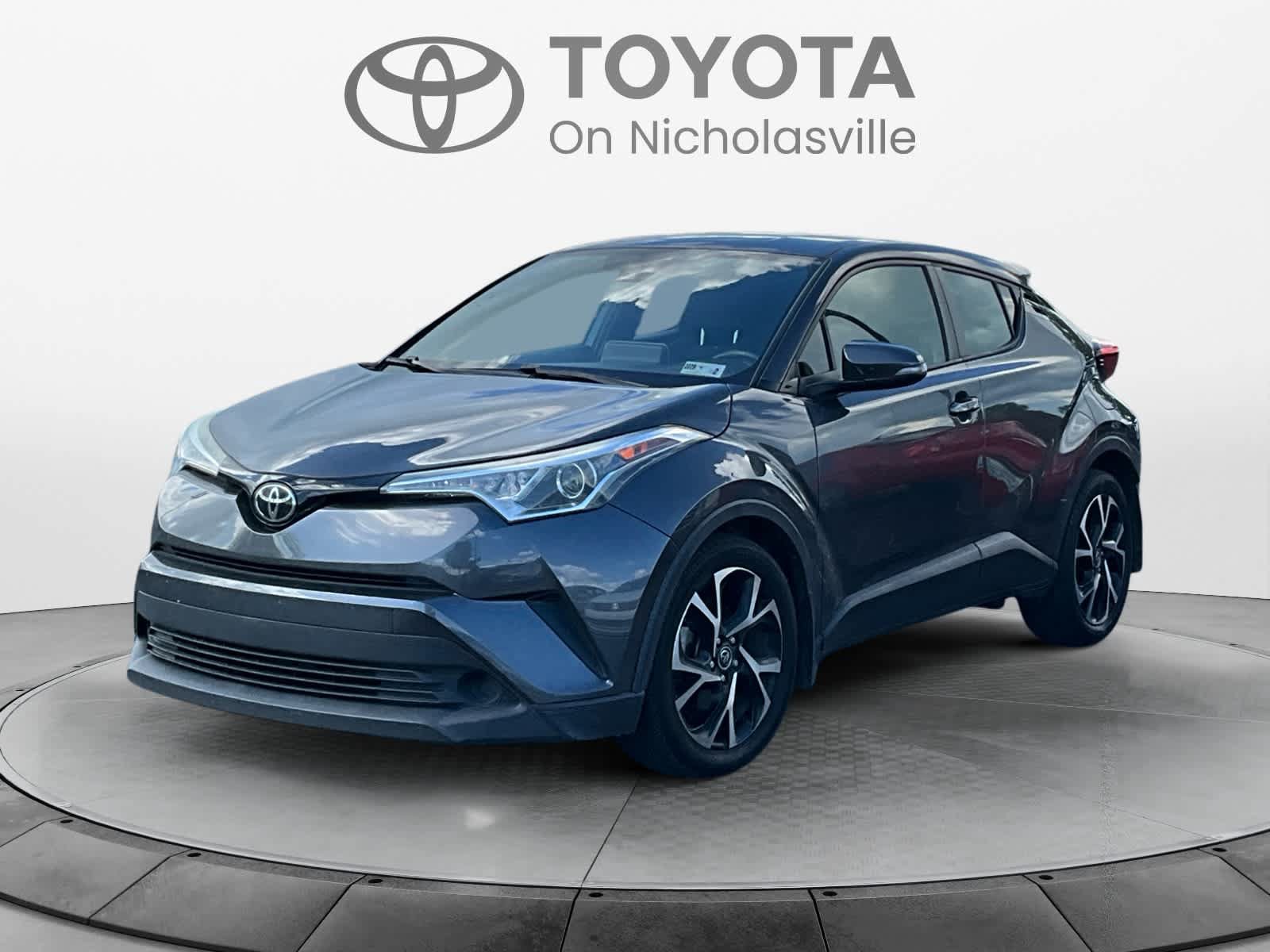 Used 2019 Toyota C-HR XLE FWD video 1
