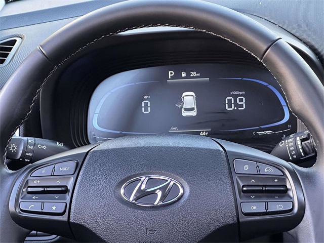Certified 2024 Hyundai Venue SEL image 19