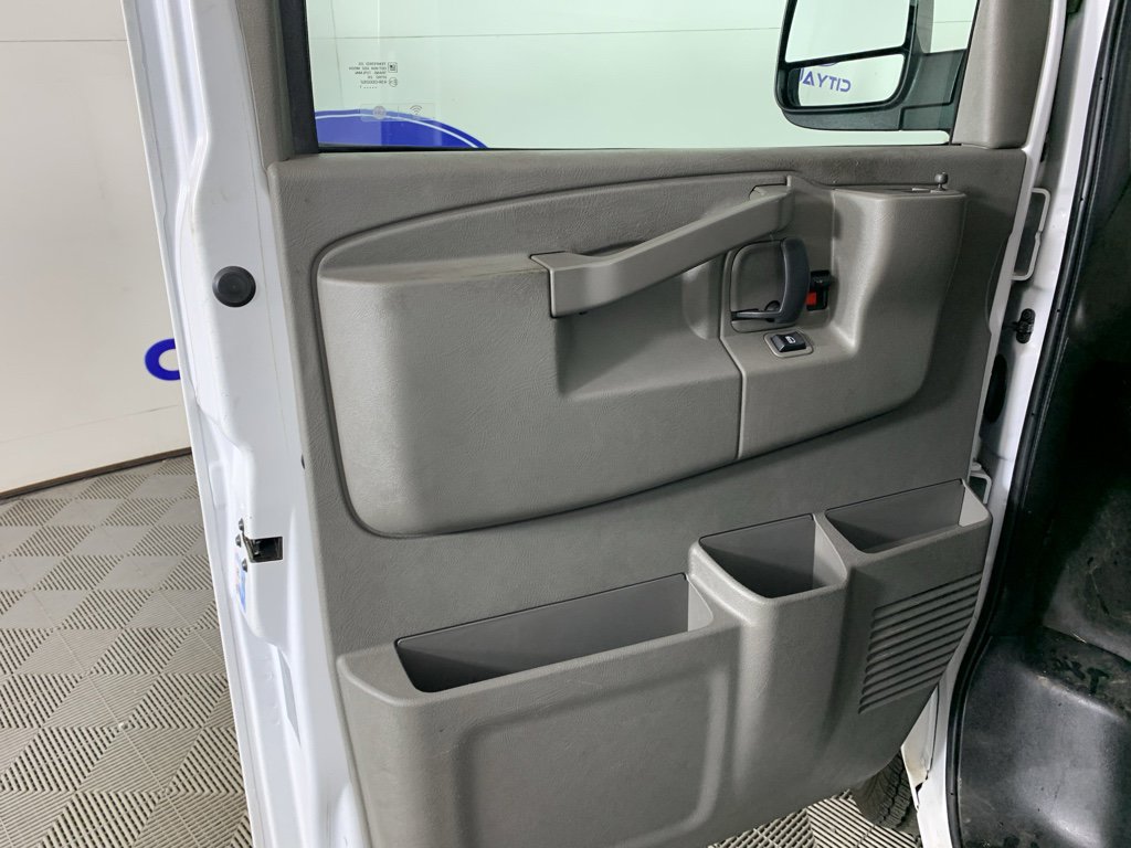 Used 2021 Chevrolet Express 2500 w/ Driver Convenience Package image 14
