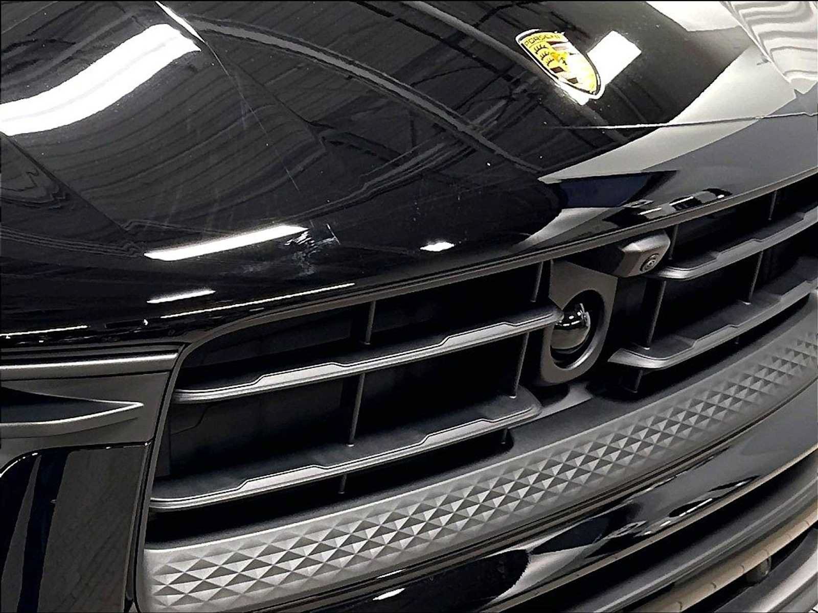 New 2026 Porsche Macan S AWD/4WD image 32